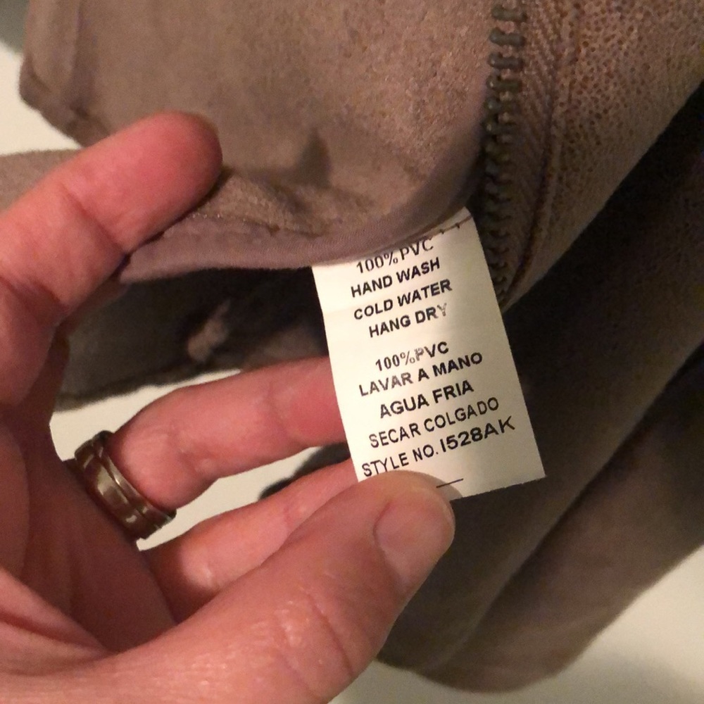 Lightweight jacket - Picture 4 of 4